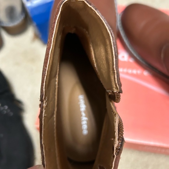 Easy Spirit Brown Leather Ankle Boots - Picture 4 of 6